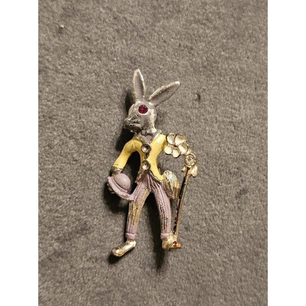 Vintage Peter Rabbit Bunny Brooch